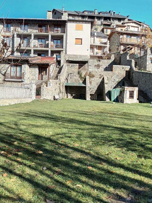 Cal Duran Apartment Bellver De Cerdanya ภายนอก รูปภาพ