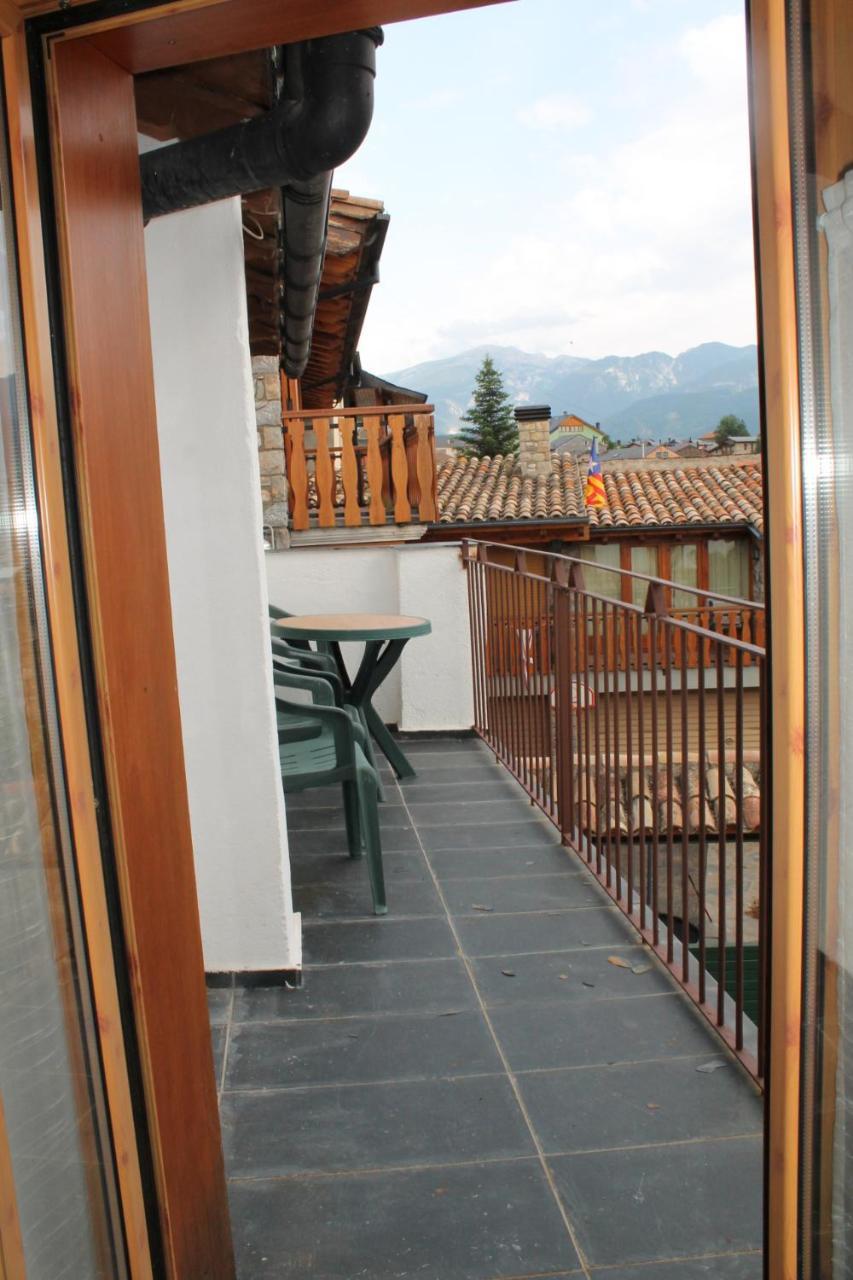 Cal Duran Apartment Bellver De Cerdanya ภายนอก รูปภาพ